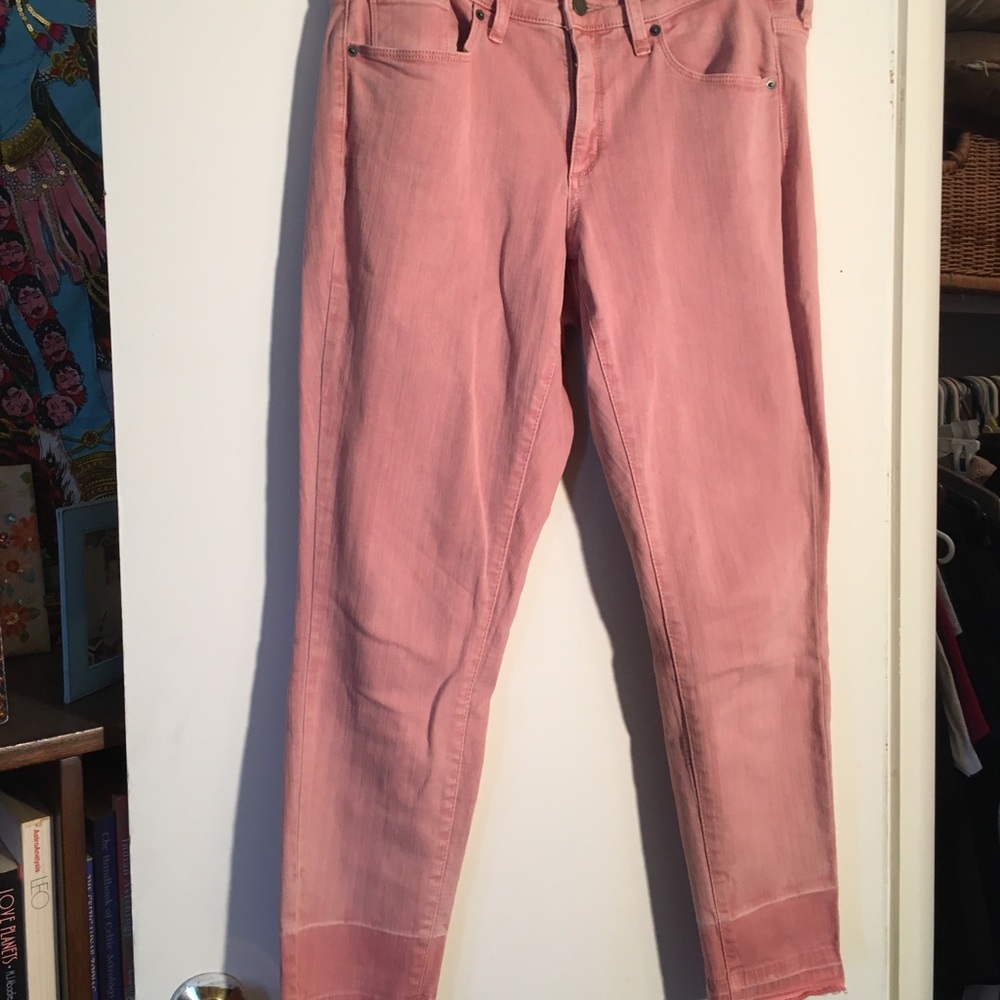 Universal Thread Mid-Rise Skinny Faded Jeans
